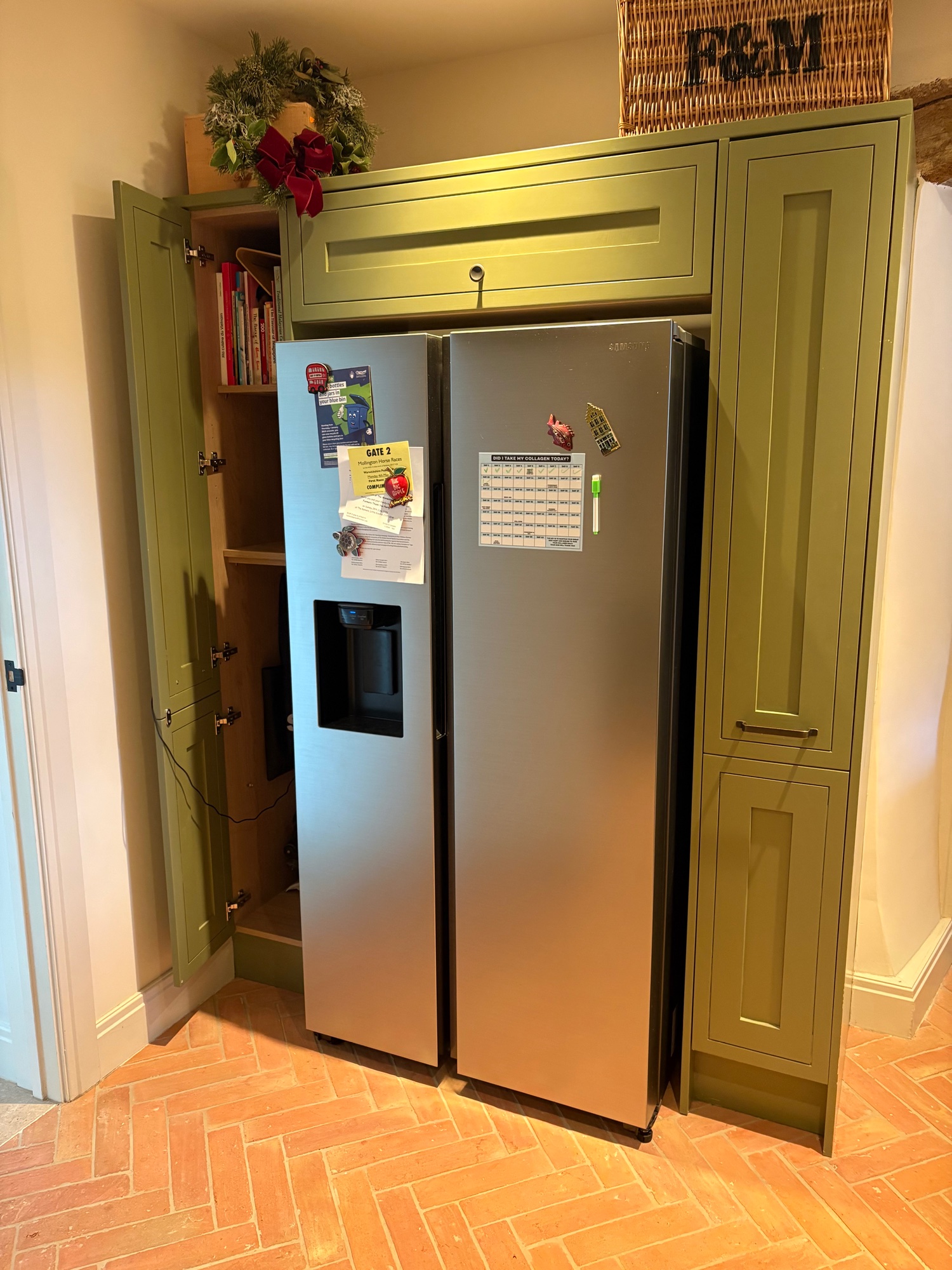 Kitchens & Bathrooms — photo 37